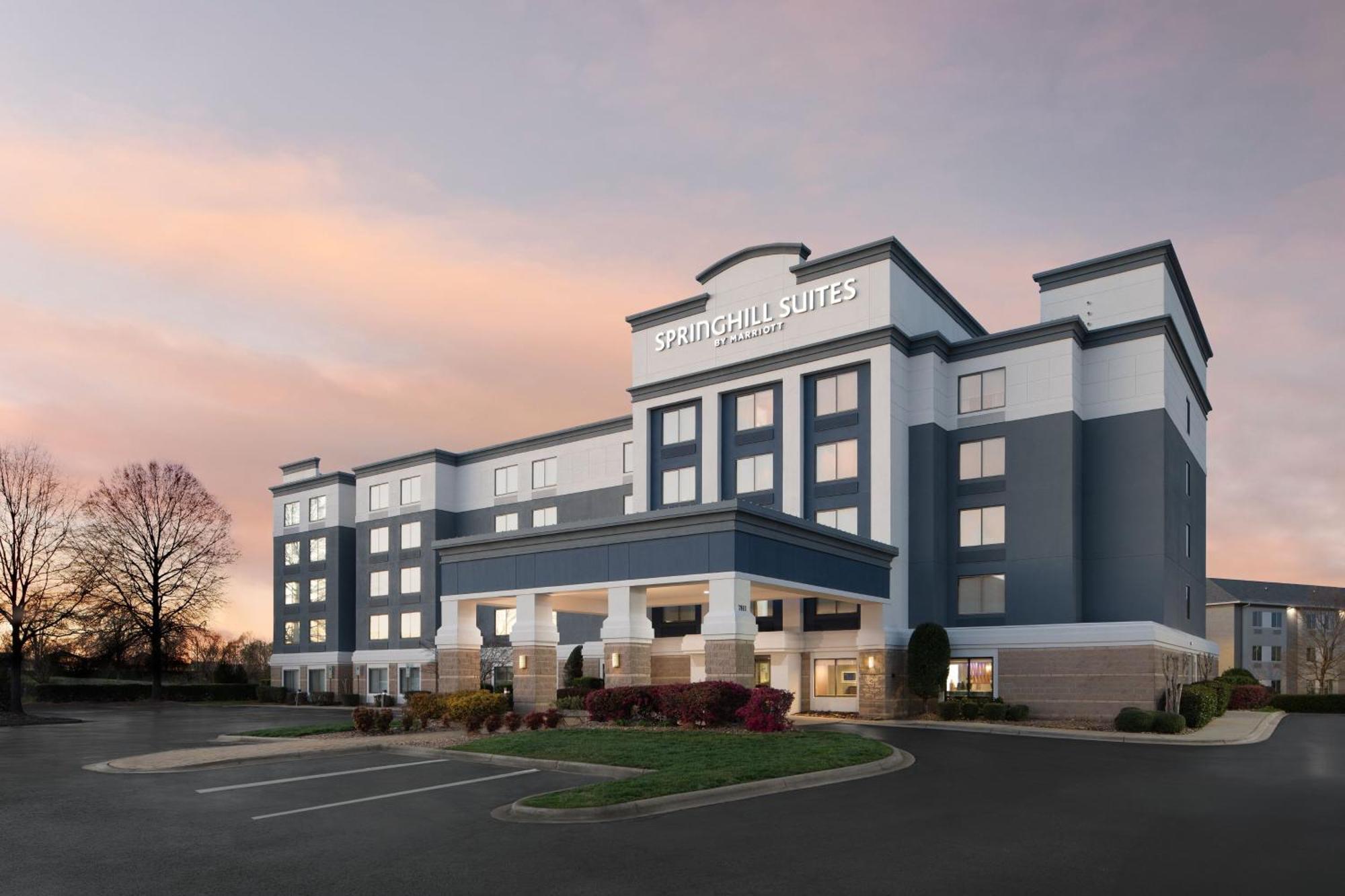 Springhill Suites By Marriott Charlotte / Concord Mills Speedway Esterno foto